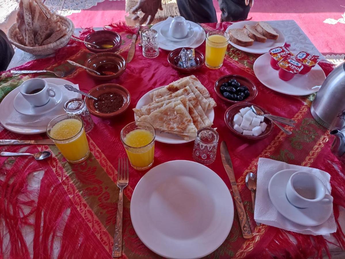 Hotel Camp Familia Erg Chebbi Merzouga Esterno foto