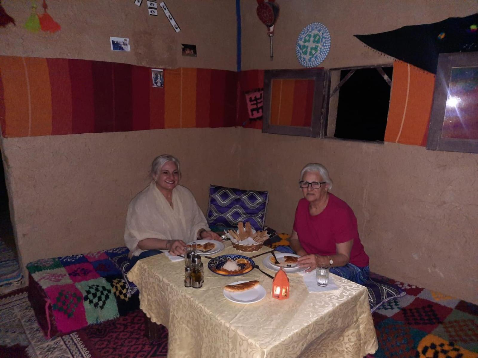 Hotel Camp Familia Erg Chebbi Merzouga Esterno foto